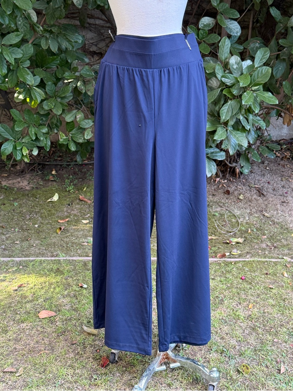 T by Talbots "Out and About" wide leg pants - Size XL